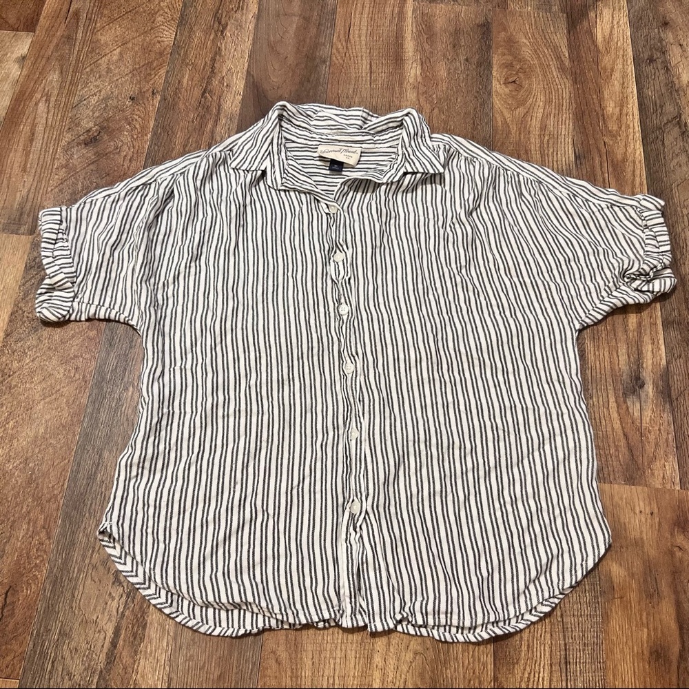 Universal Thread Top Dress Work Business Classy Stripped Flowy Top